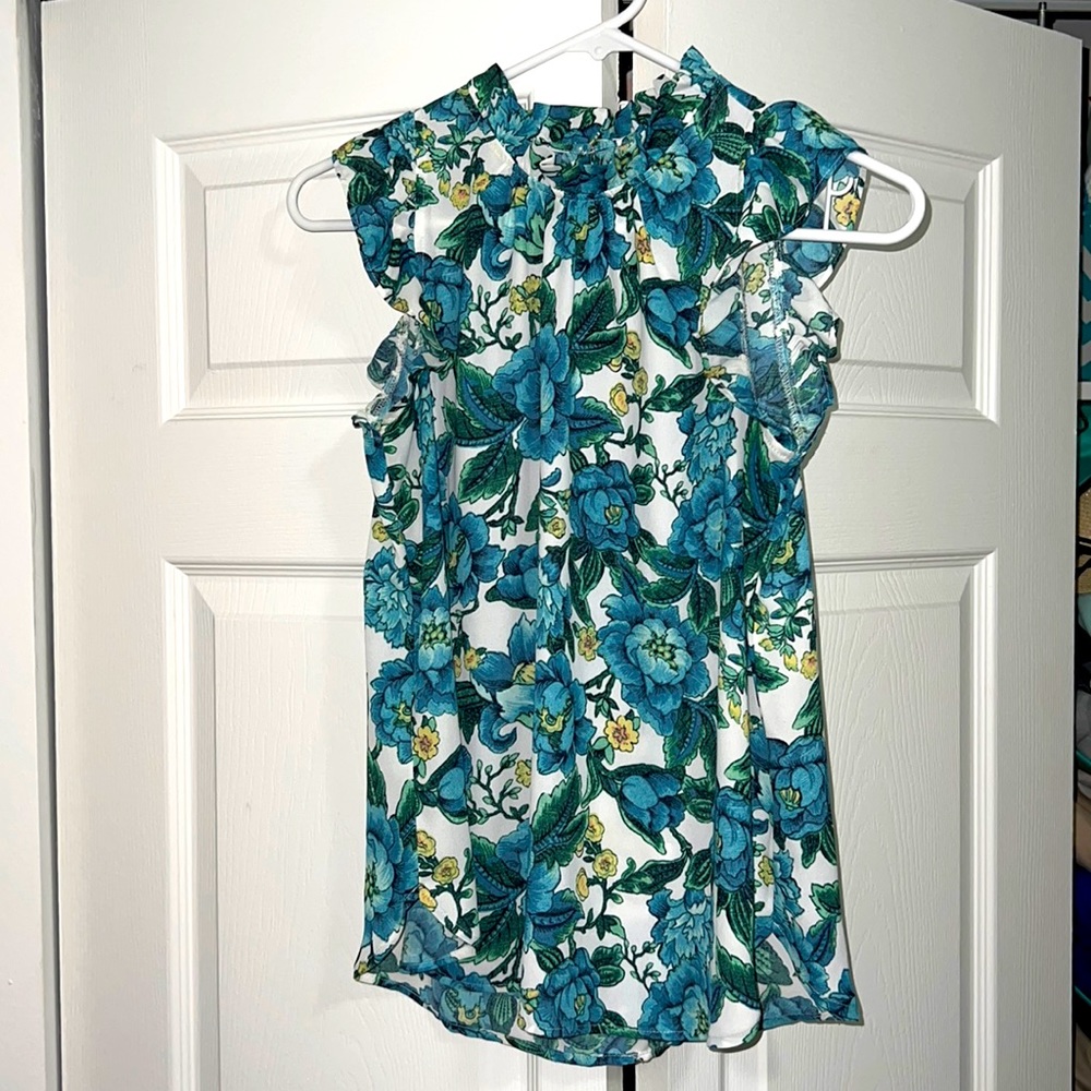 Loft sleeveless ruffle blouse